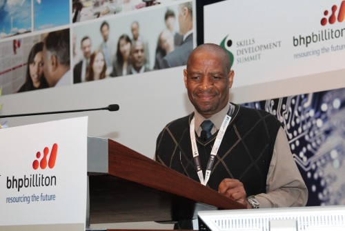 Dr Mbulaheni Nthangeni 4.JPG